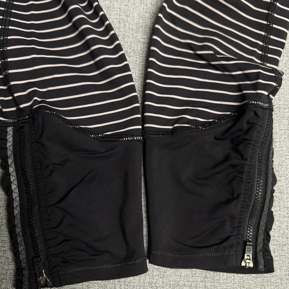 Lululemon Runday Crop Leggings - Picture 4 of 14